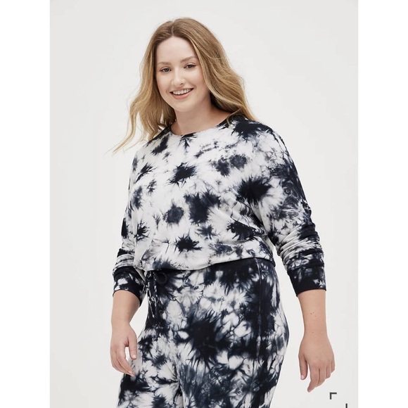 torrid Other - TORRID DREAM fleece tie dye sleep SET size 0